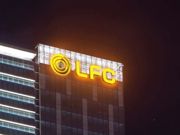 地产楼顶发光字的重要性