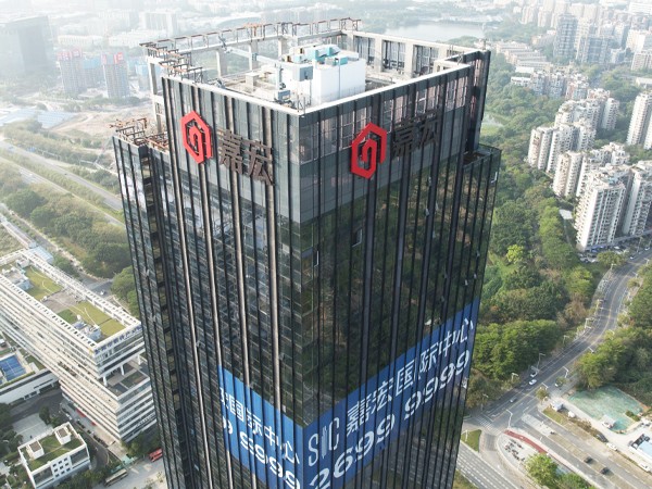 楼顶logo发光字能用多少年？