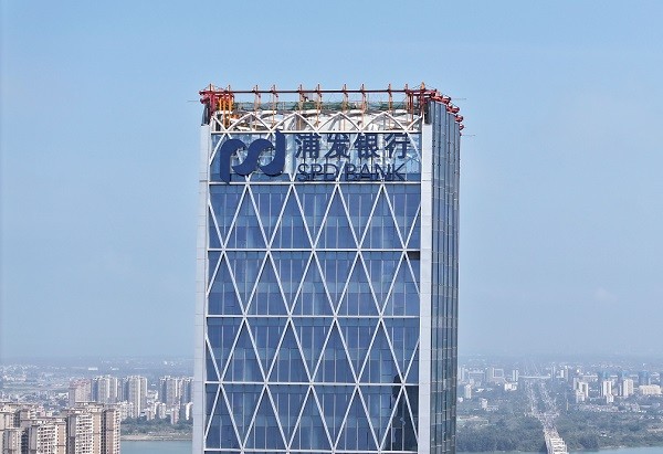 国内高端楼顶发光字厂家推荐丨字工场