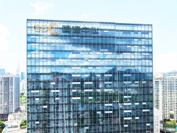 深圳国速中心大楼丨幕墙发光字工程现场图一 深圳国速中心大楼丨幕墙发光字工程现场图一