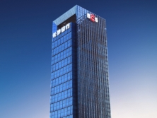 超高层地标建筑发光字维修方便吗？