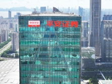 如何挑选优质楼顶发光字厂家？